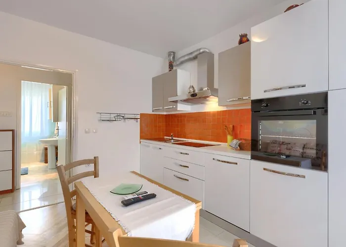 Alba-1 By Interhome Lejlighed Umag