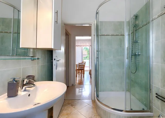 Alba-1 By Interhome Lejlighed *