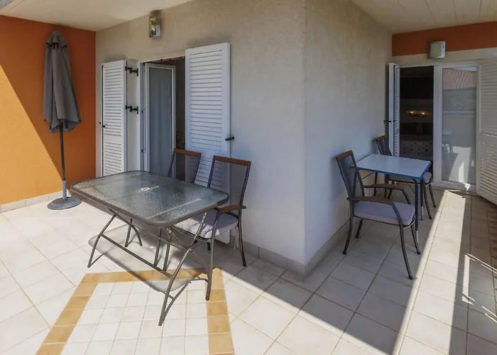 Alba-1 By Interhome *