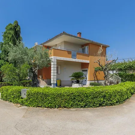 Alba-1 By Interhome *